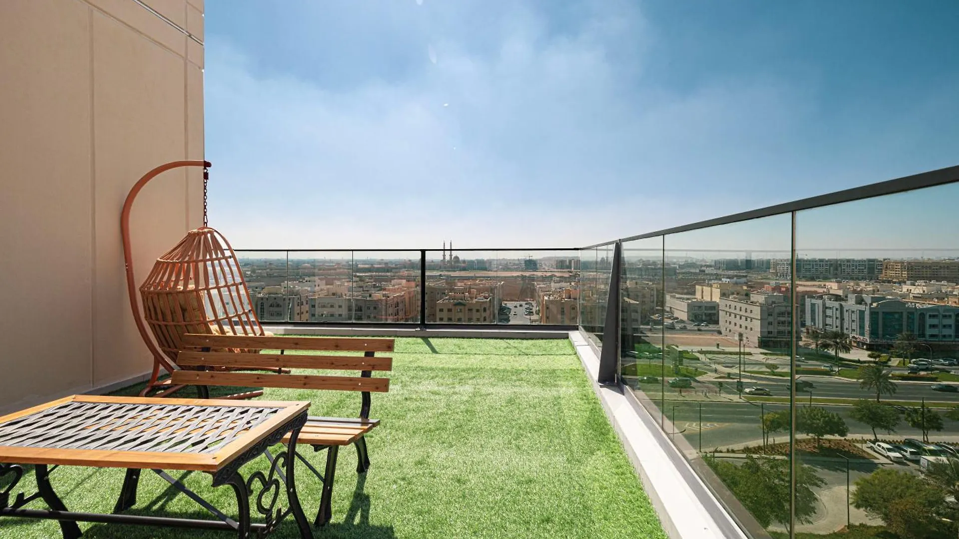 Luxury 1Br Penthouse With Skyviews Appartement Sharjah