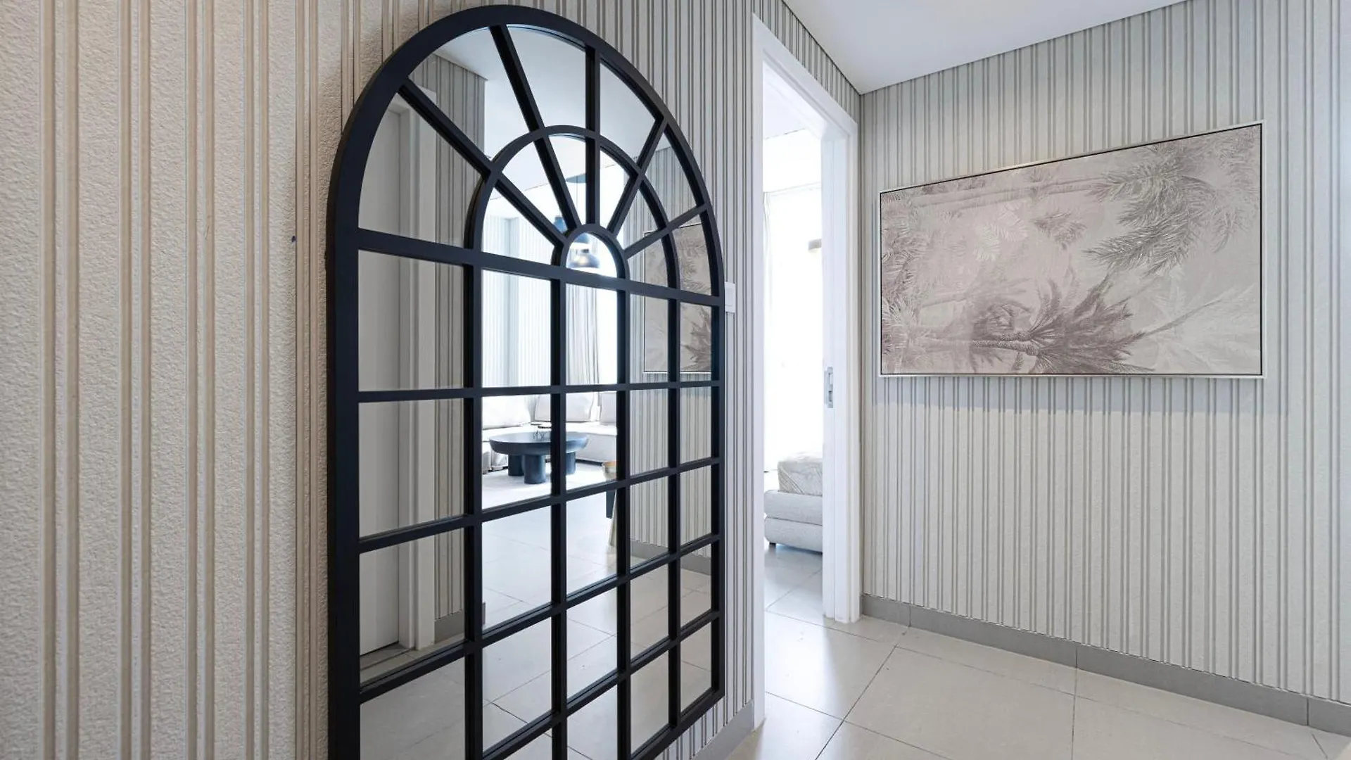 Luxury 1Br Penthouse With Skyviews Appartement Sharjah